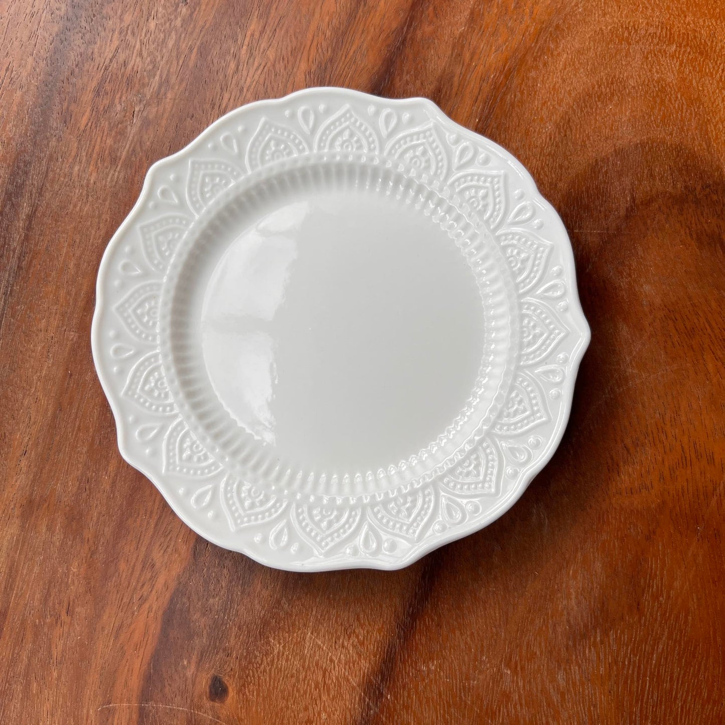 Lorette Ceramic Dinnerware Collection