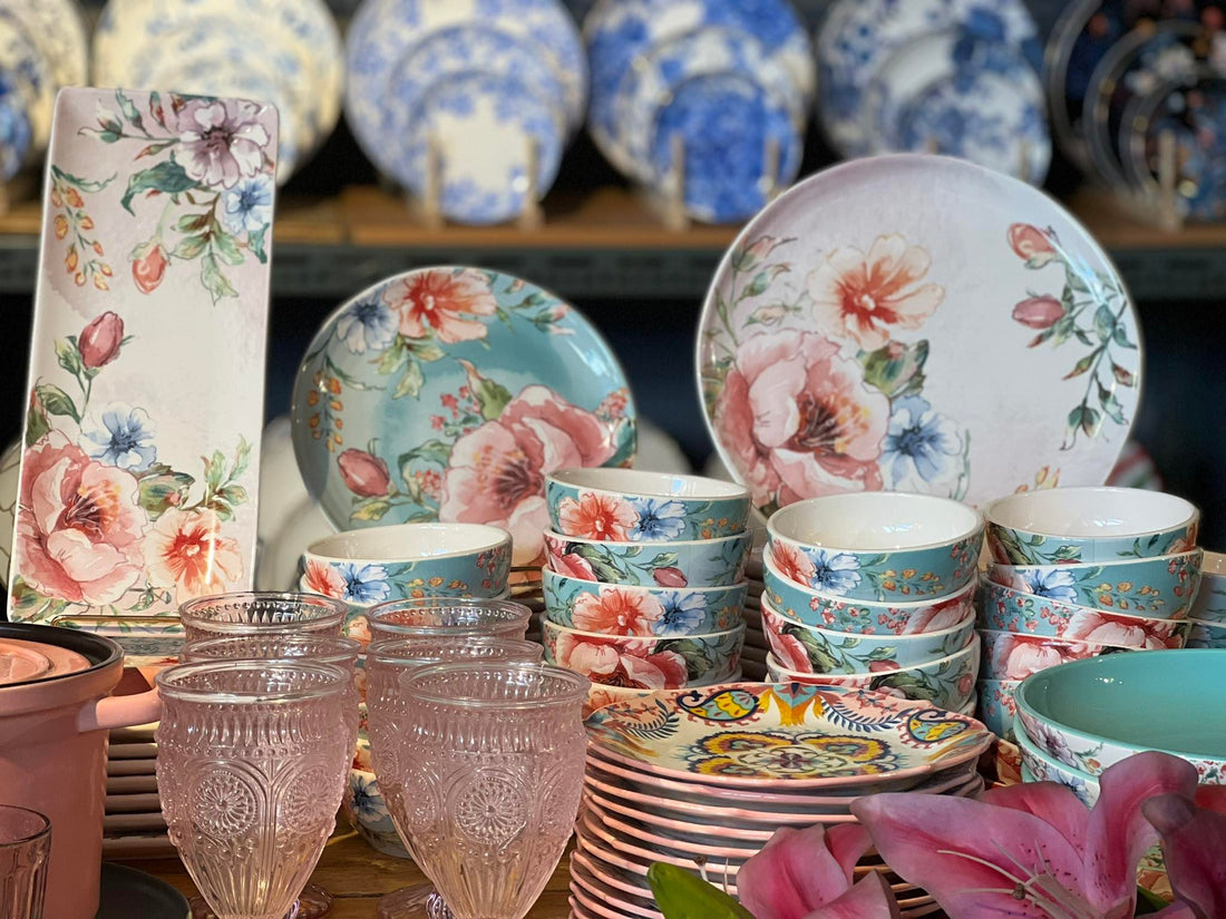 How to choose the right tableware to you hosting event.