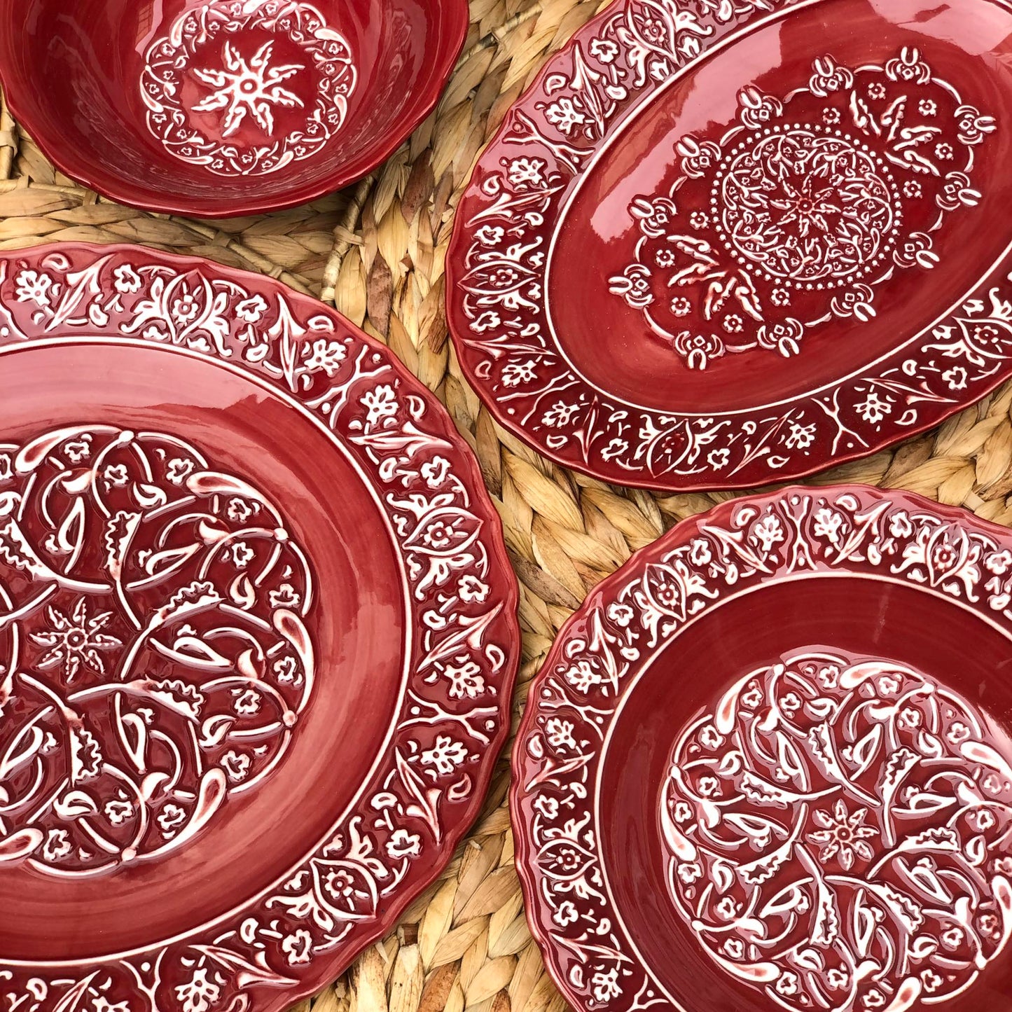 Charlotte Ceramic Dinnerware Collection