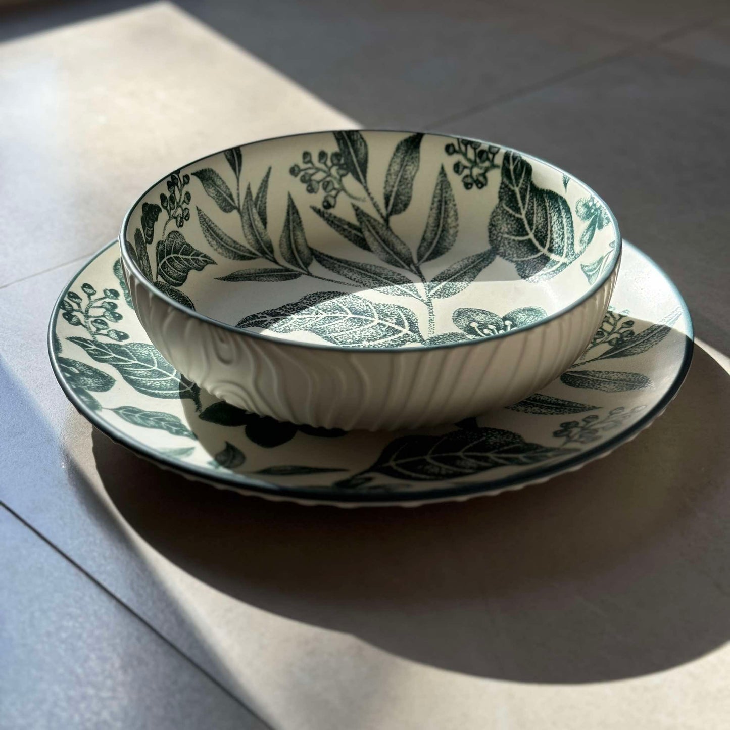 MURADITOHOME Plano Ceramic Plate