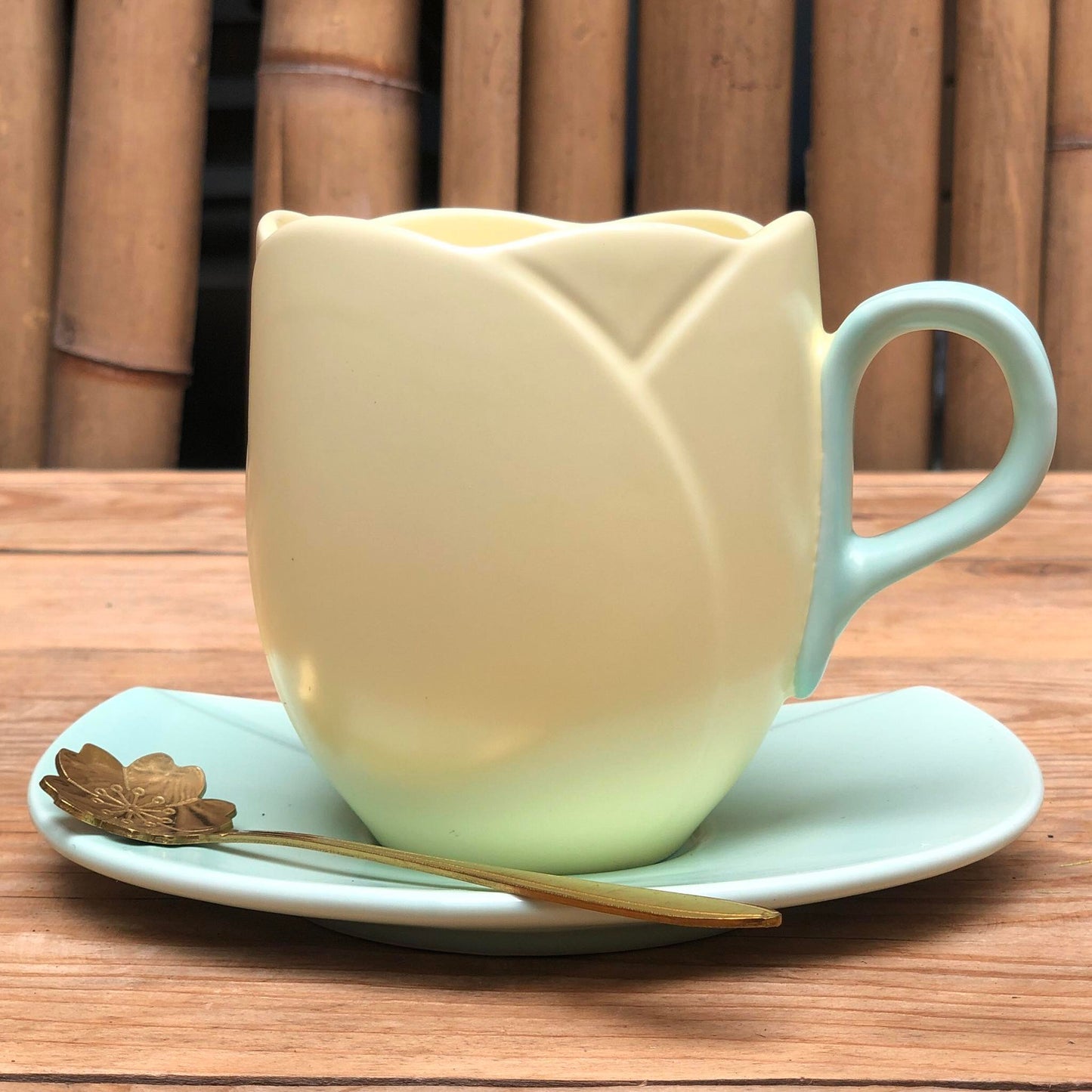 Maria Ceramic Teacup with Teaspoon 340 ml & 350 ml