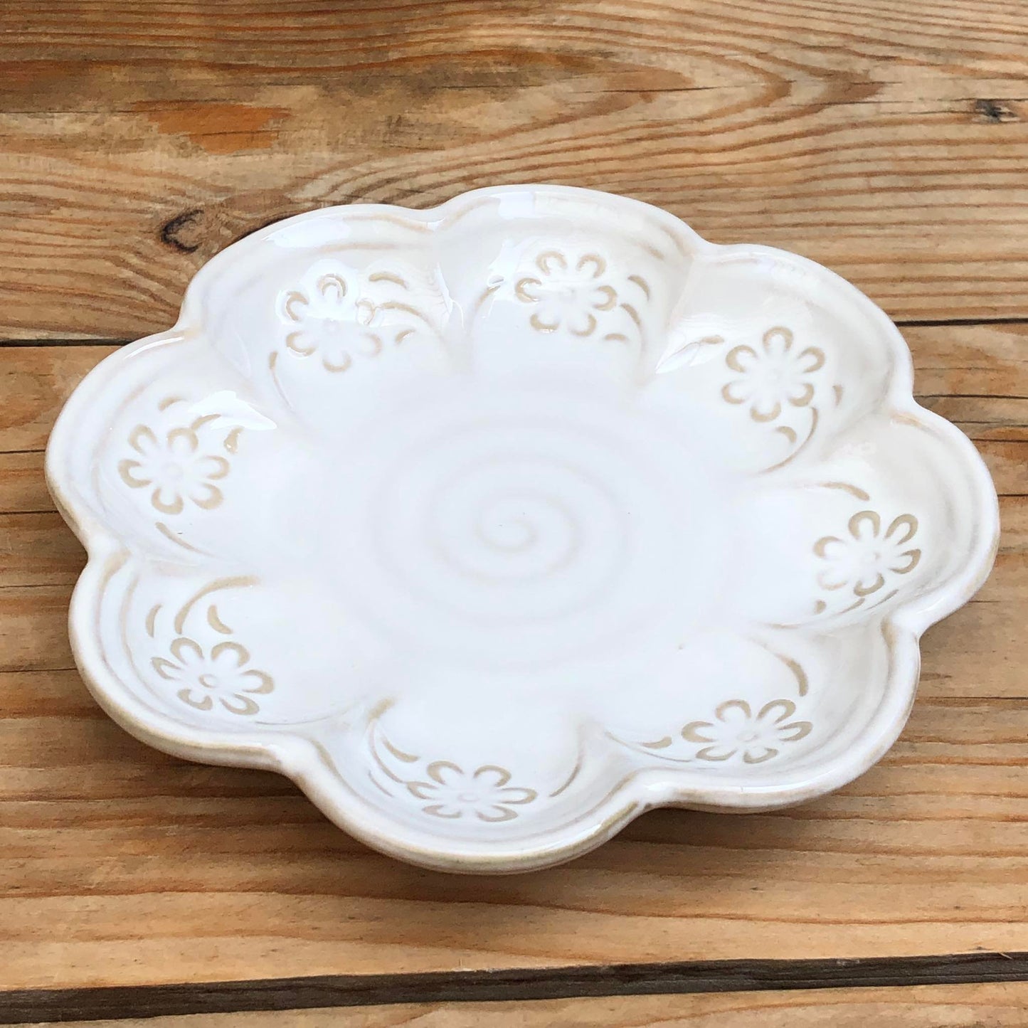 Batangas White Ceramic Dinneware Plate