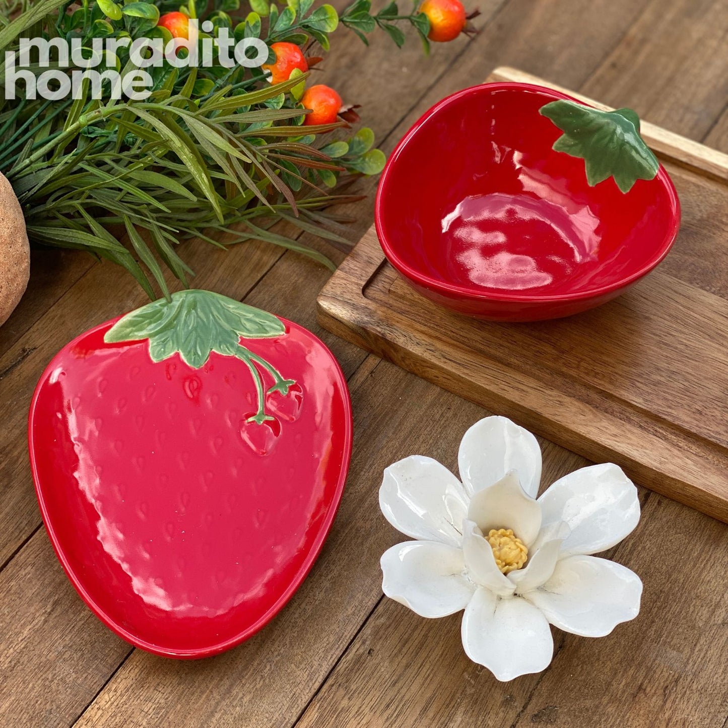 MURADITOHOME Strawberry Ceramic Collection