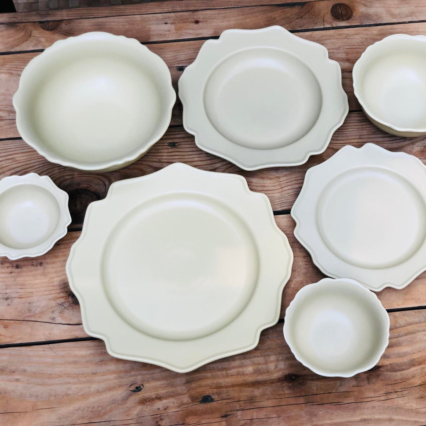 Veronica Beige Ceramic Plate