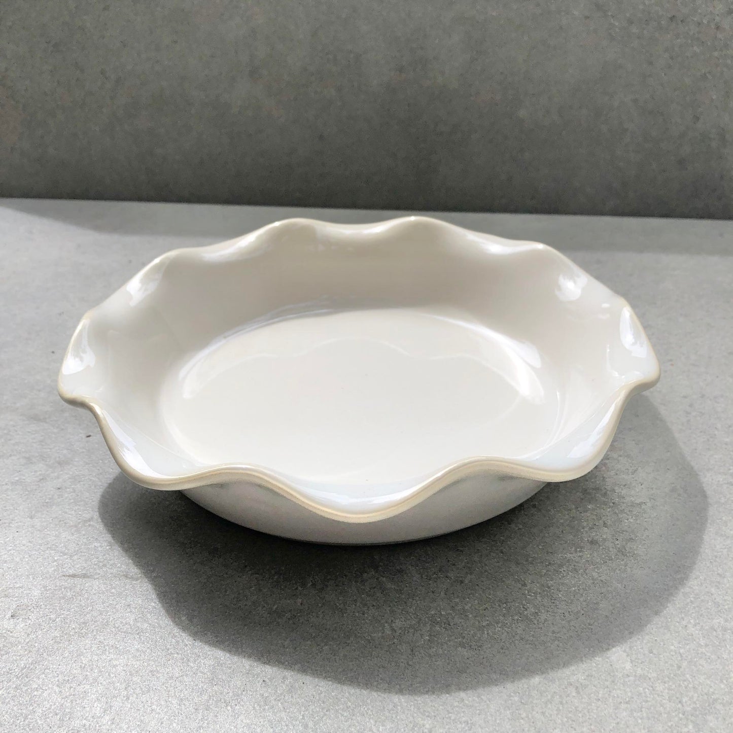MURADITOHOME Abigail Ceramic Dinnerware Collection