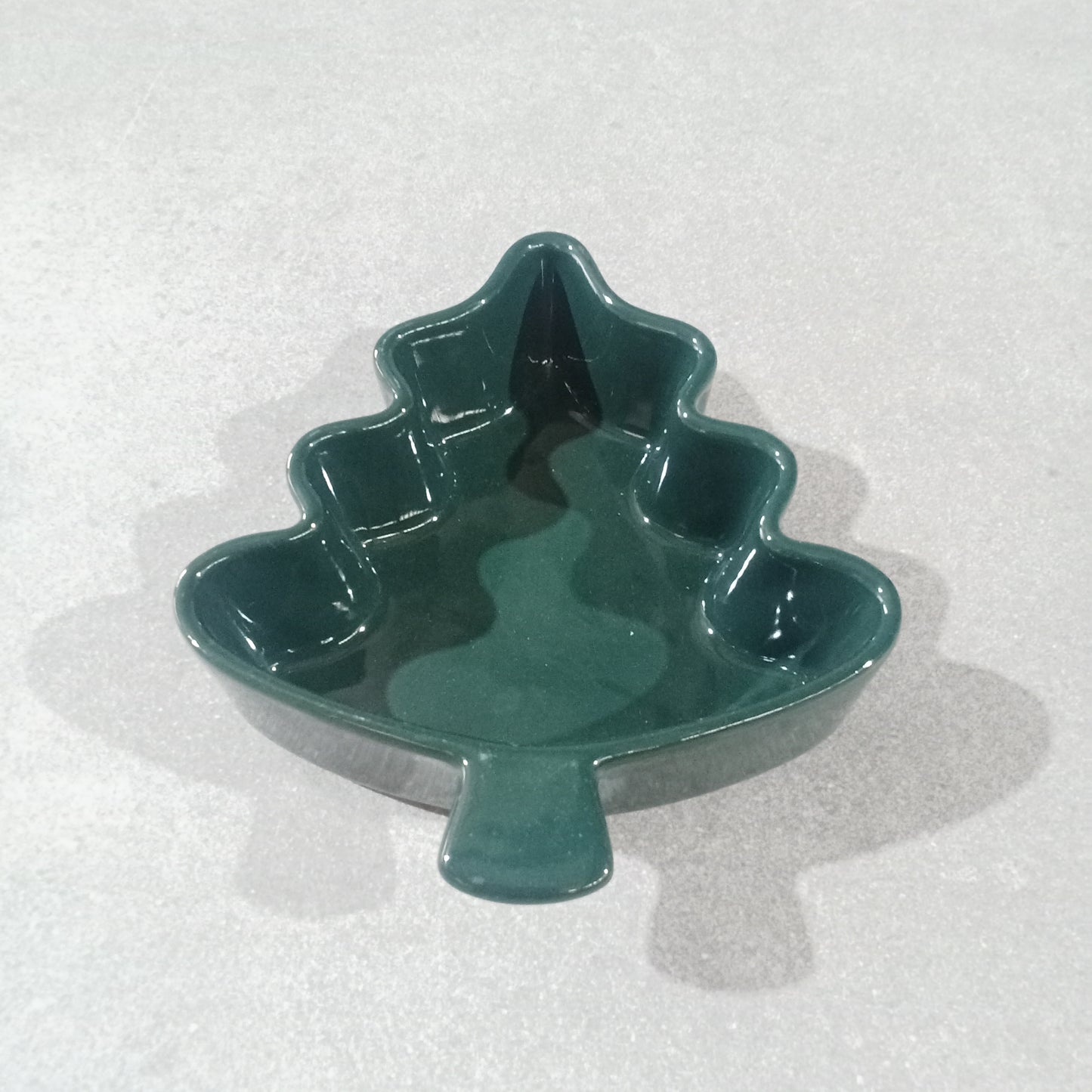 MURADITOHOME Christmas Tree Plate