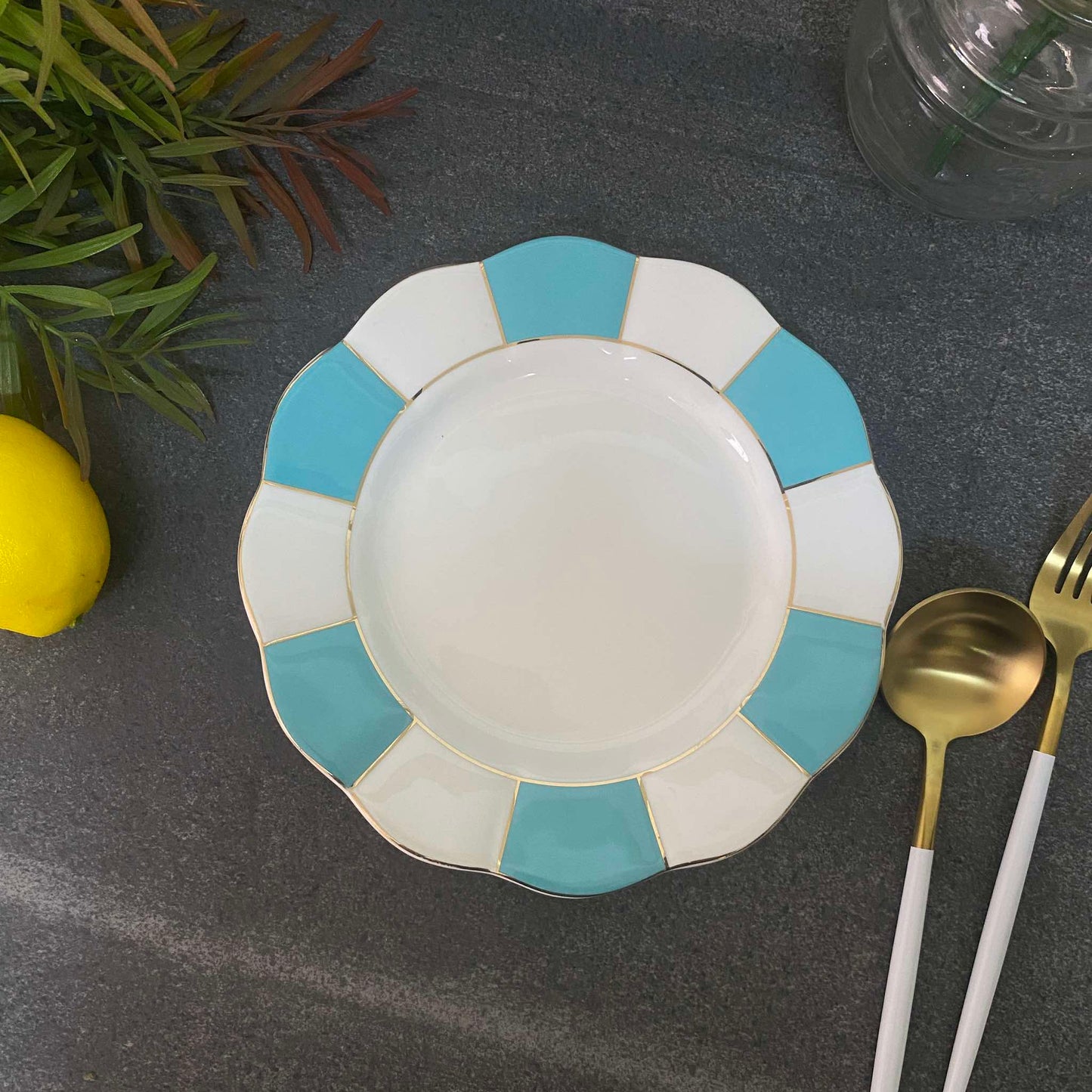 Sarie Salad Plate 8 inch