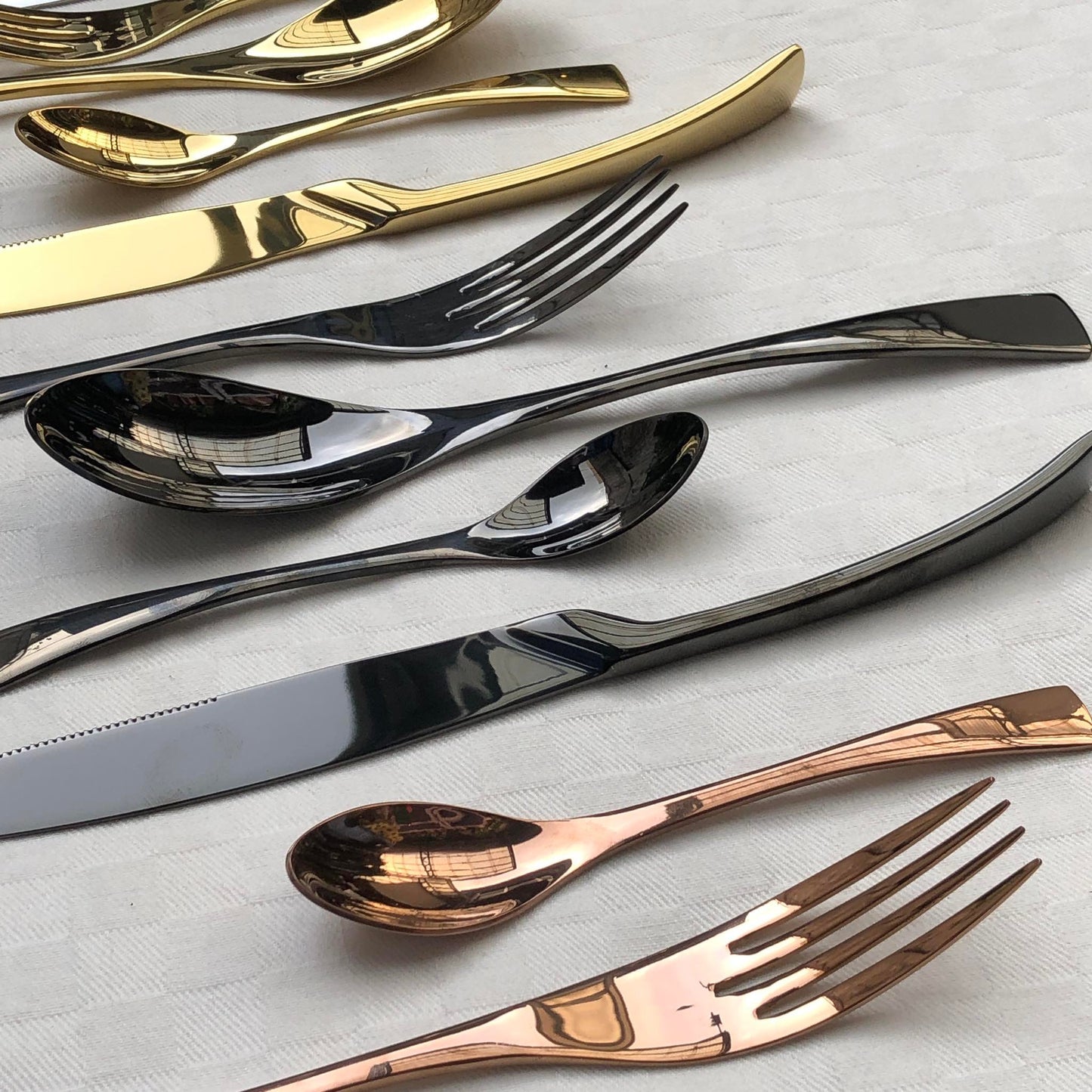 Greta 4 pcs Matte Polish Cutlery Set ( Spoon, Fork, Knife & Teaspoon )