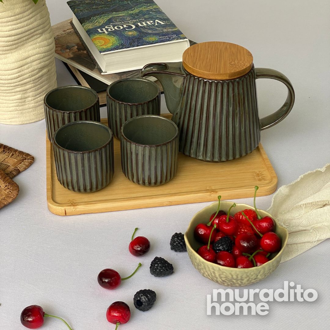 MURADITOHOME Moriko Teapot Set 800ml and 4 Cups 200 ml