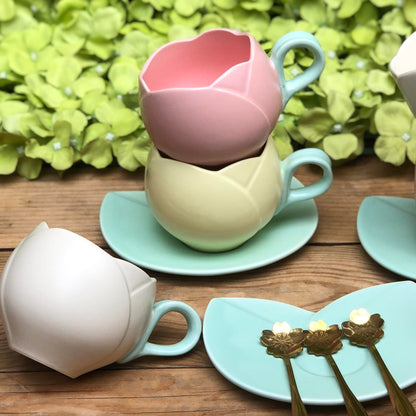 Maria Ceramic Teacup with Teaspoon 340 ml & 350 ml