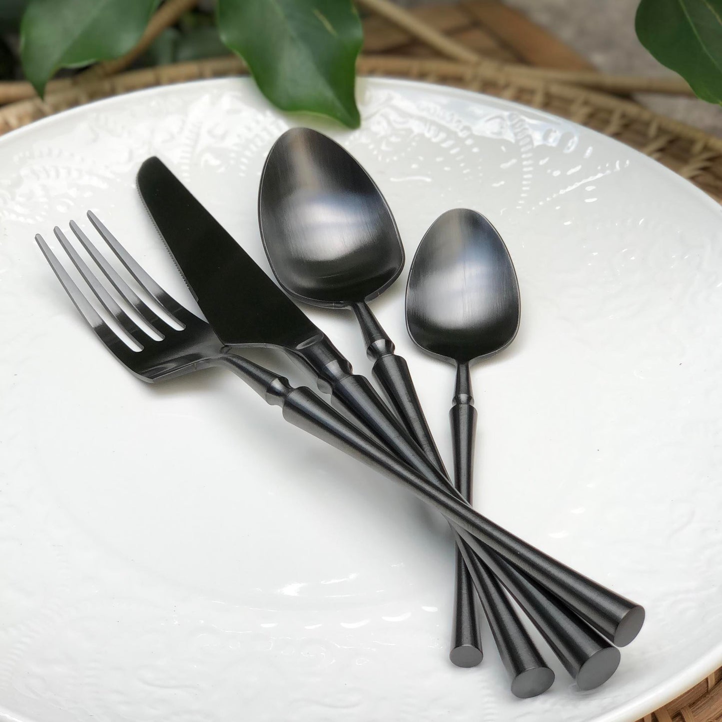 Claudette 4 pcs Matte Polish Cutlery Set ( Spoon, Fork, Knife & Teaspoon )