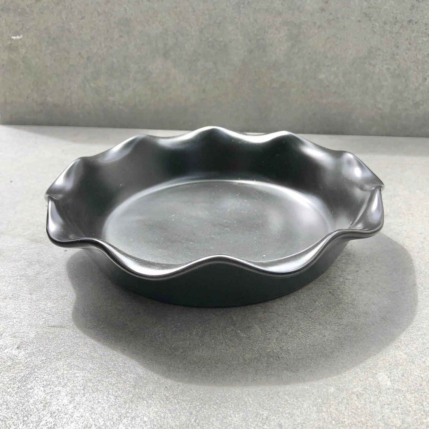 MURADITOHOME Abigail Ceramic Dinnerware Collection