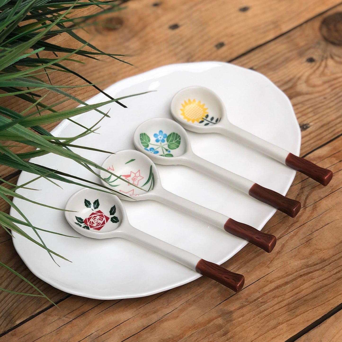 Ceramic Spoon 2x6 inch