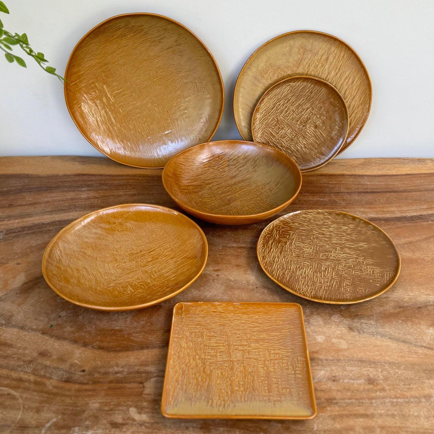MURADITOHOME Agate Ceramic Dinnerware Collection