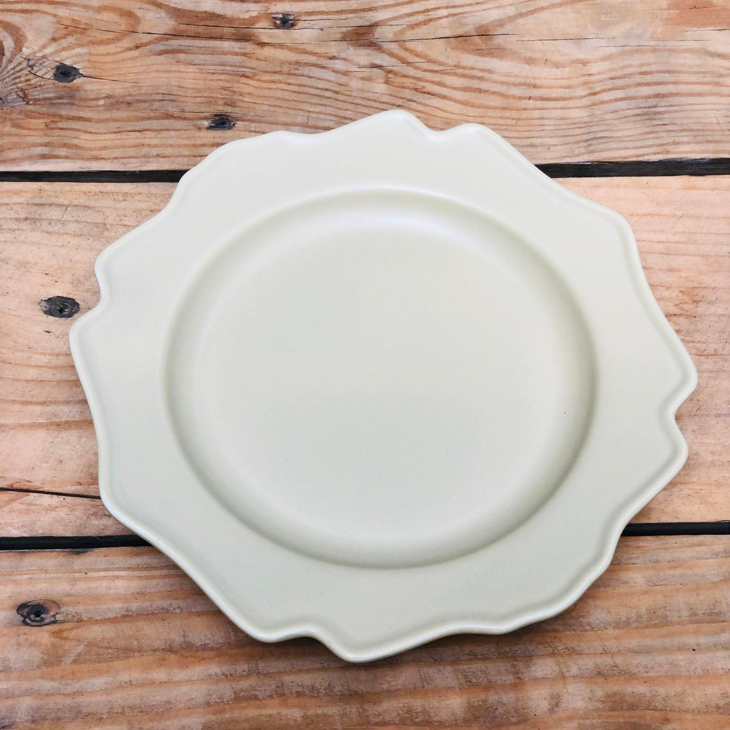 Veronica Beige Ceramic Plate