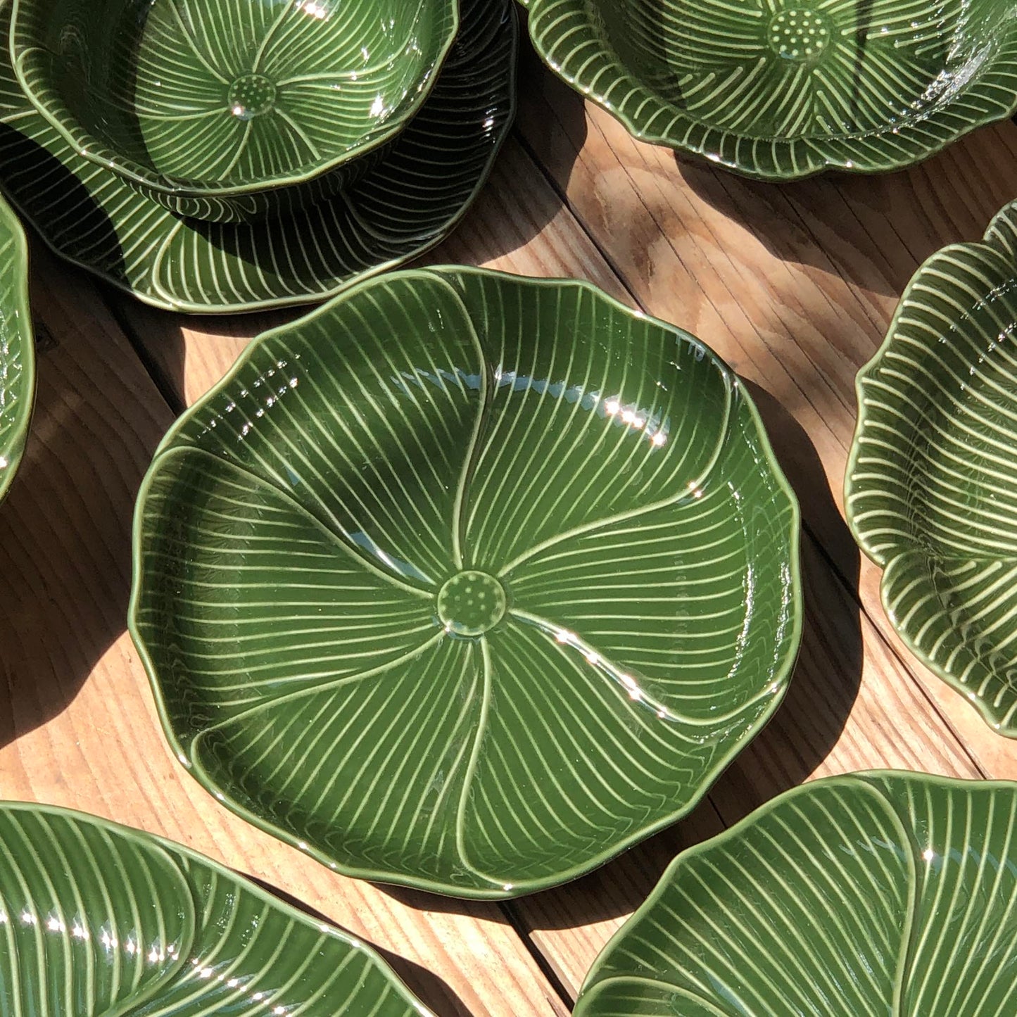 Muraditohome Leaf Dinneware Collection