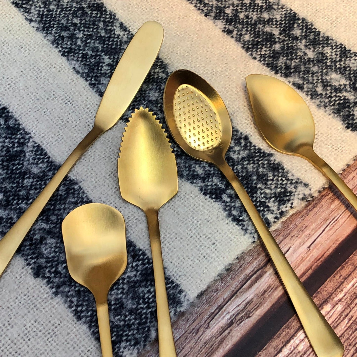 Keanu 5pcs Gold Spoon Stainless Cutlery Set