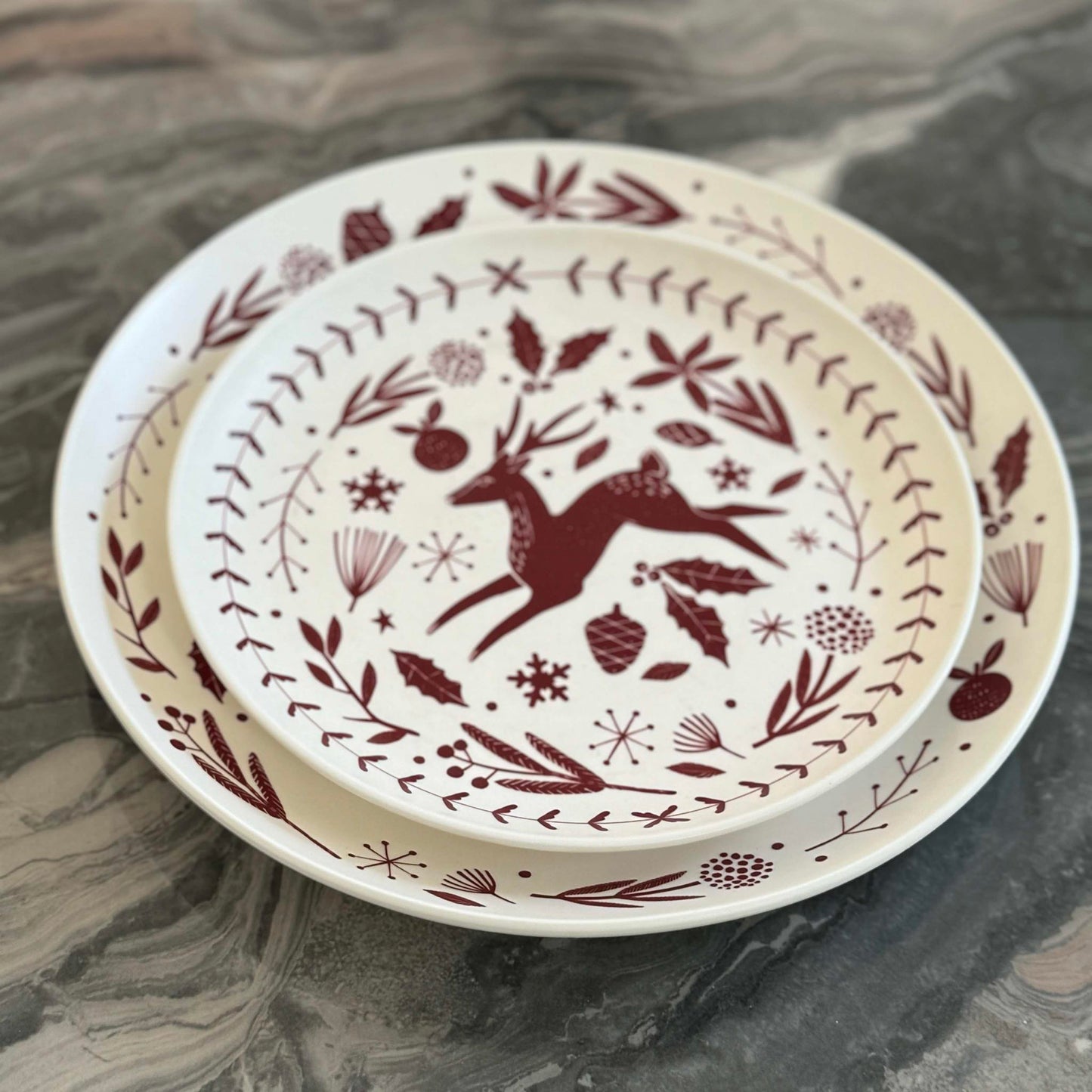 MURADITOHOME Oeste Holiday Christmas Plate