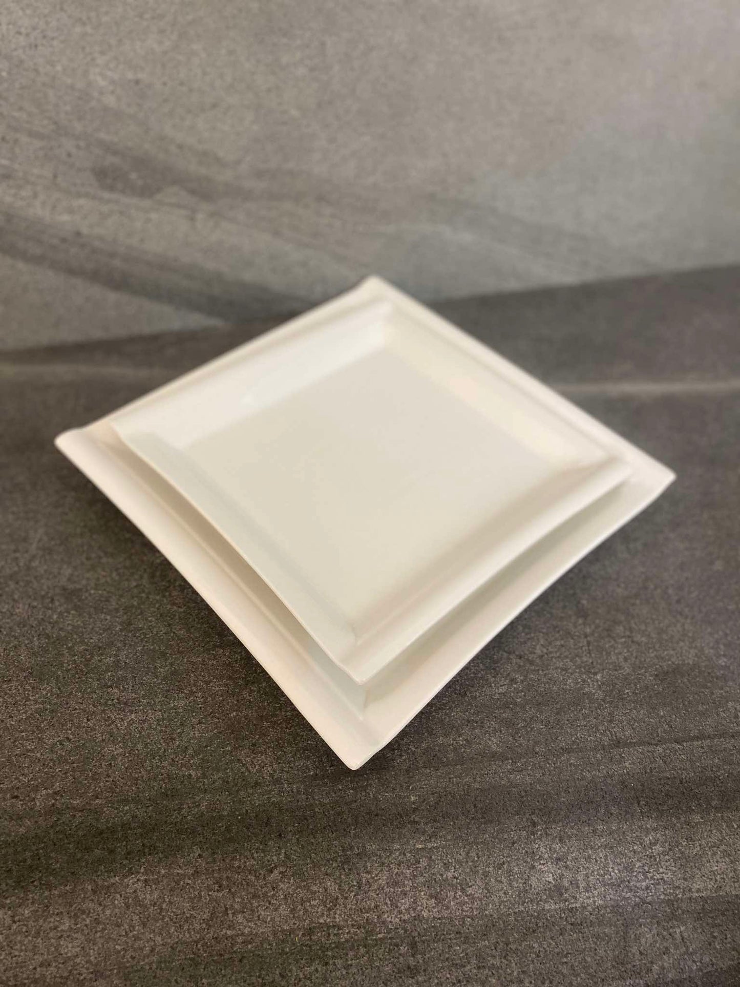 Border Square Plate