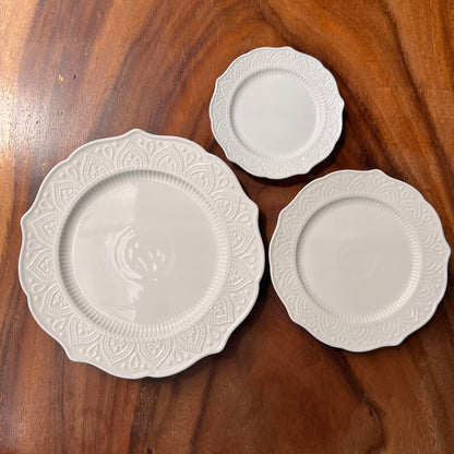 Lorette Ceramic Dinnerware Collection