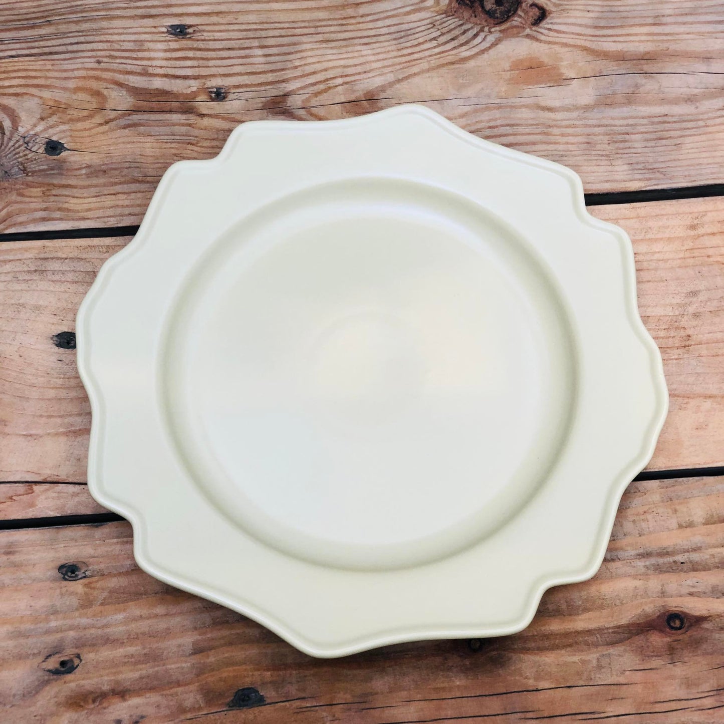 Veronica Beige Ceramic Plate