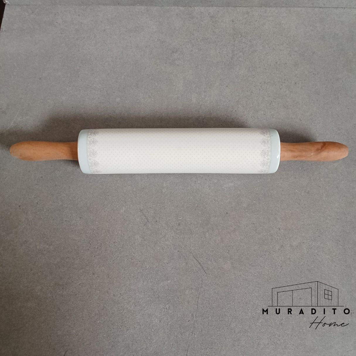 MURADITOHOME Holiday Christmas Rolling Pin 18.25 inch