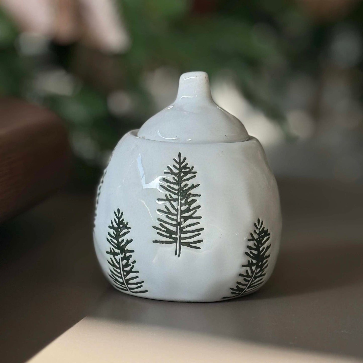 MURADITOHOME Green Embossed Christmas Collection