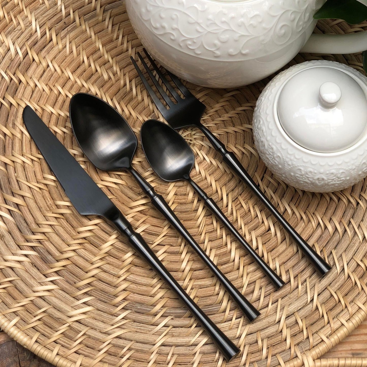 Claudette 4 pcs Matte Polish Cutlery Set ( Spoon, Fork, Knife & Teaspoon )