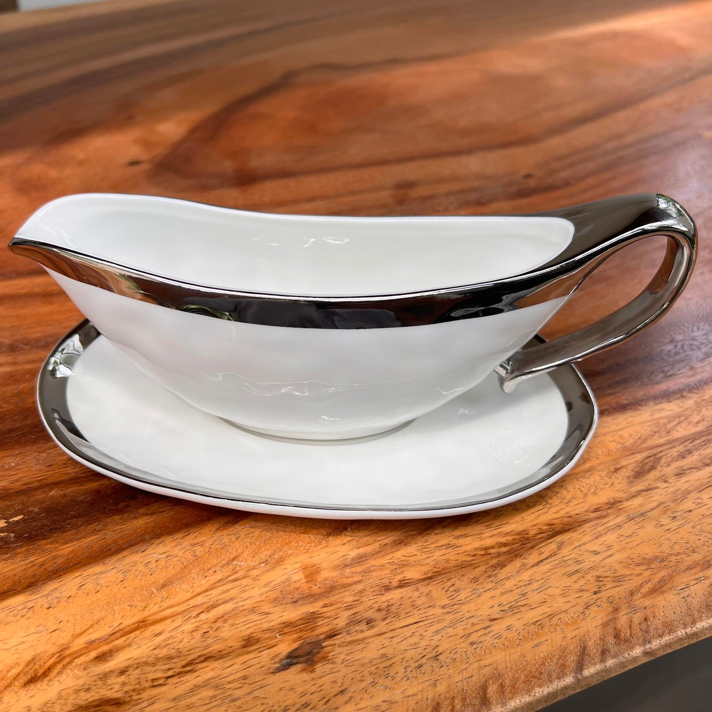 Silver and Gold Ceramic Boat Sauce with Liner Set