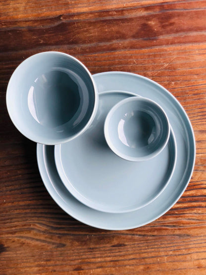 MURADITOHOME Light Blue Ceramic Dinner Plate, Salad Plate & Bowl Collection