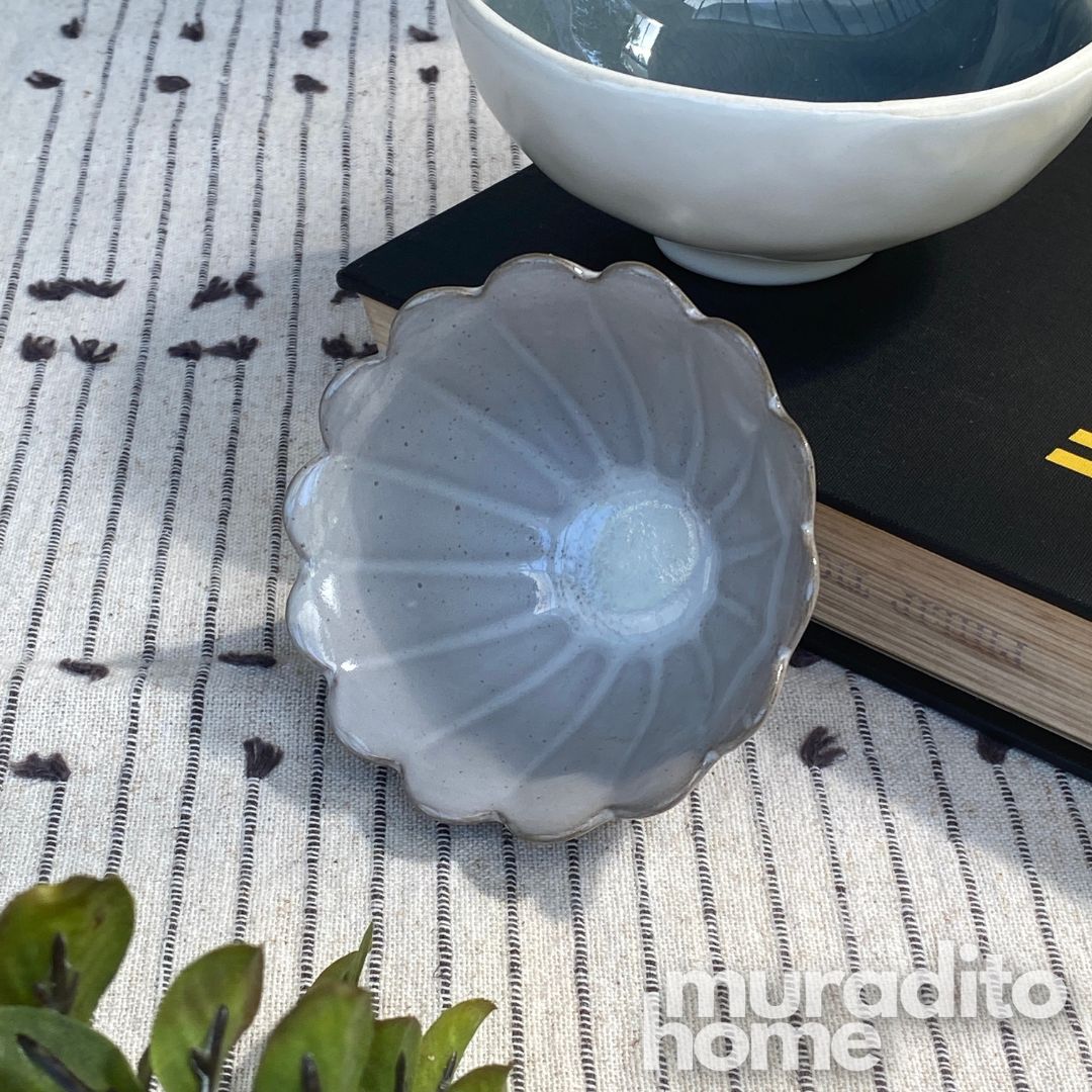 MURADITOHOME Marguerite Ceramic Bowl 3.25x1.5 inches