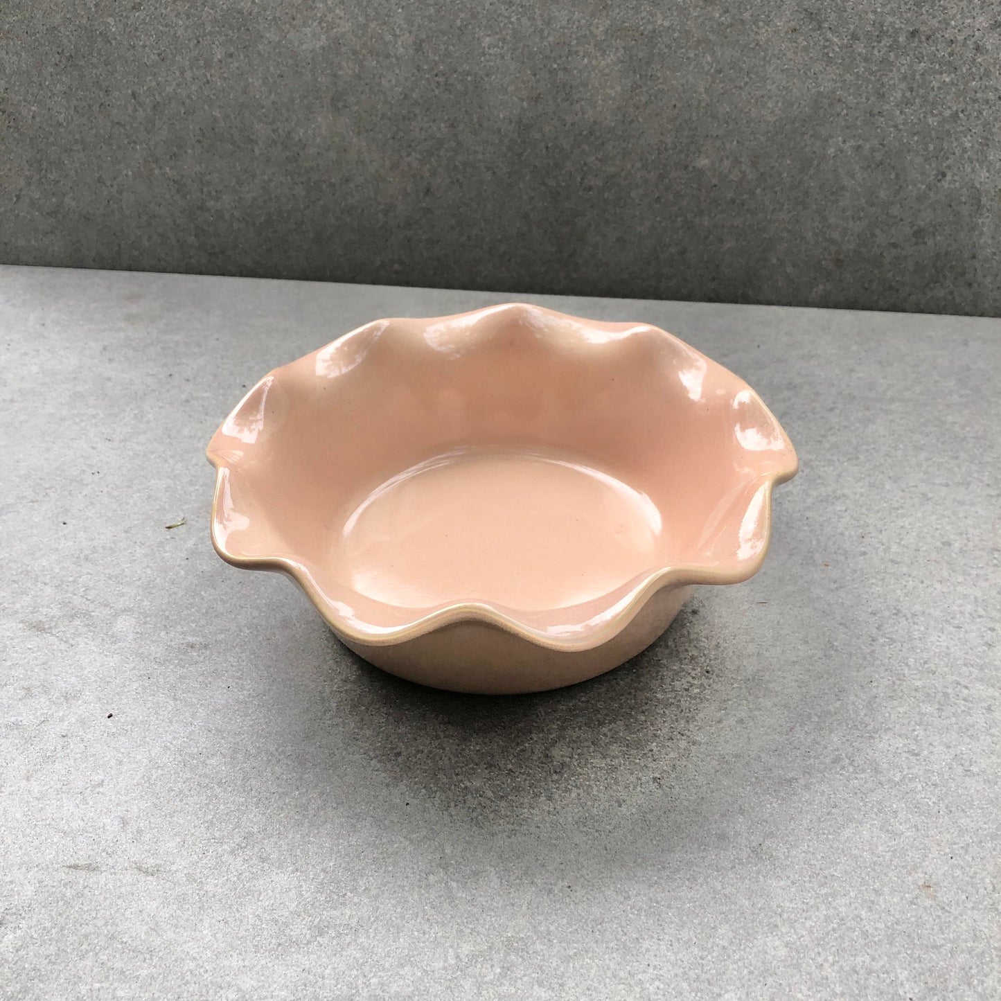 MURADITOHOME Abigail Ceramic Dinnerware Collection