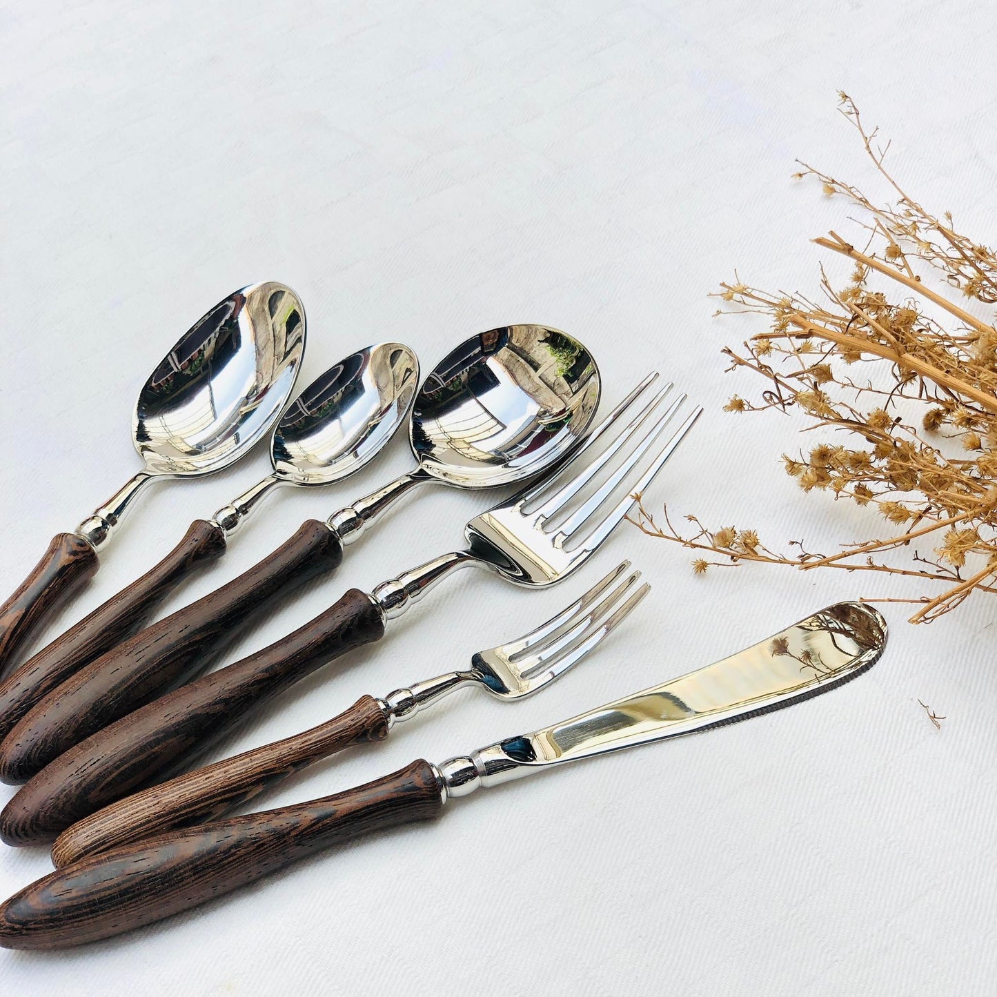 Davis 6 pcs Stainless Wooden Handle Cutlery Set