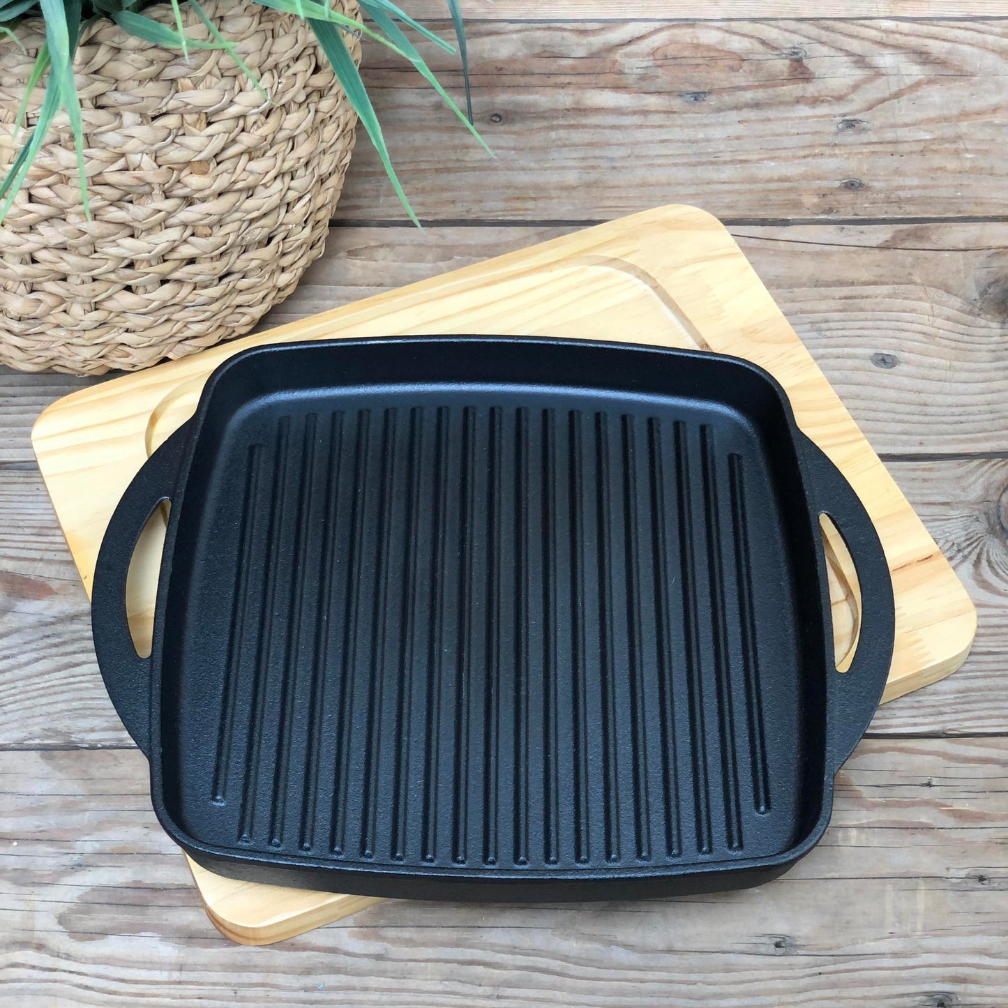 Square Grill Pan with Wood Holder 10 inch