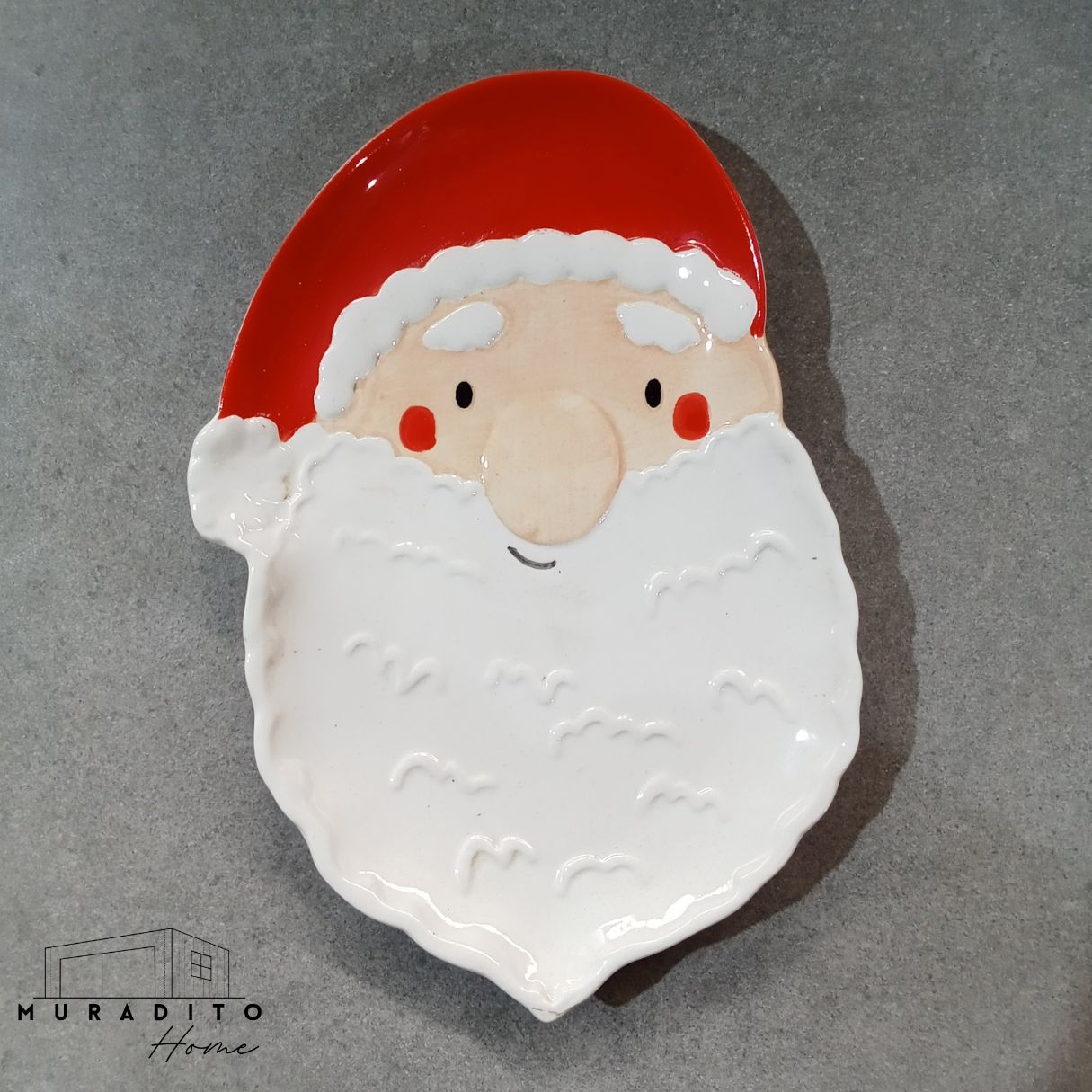 MURADITOHOME Santa Plate 9.75x6.5 inch