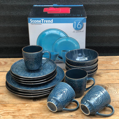 Blitzen 16 Piece Set Fine Stoneware Plate