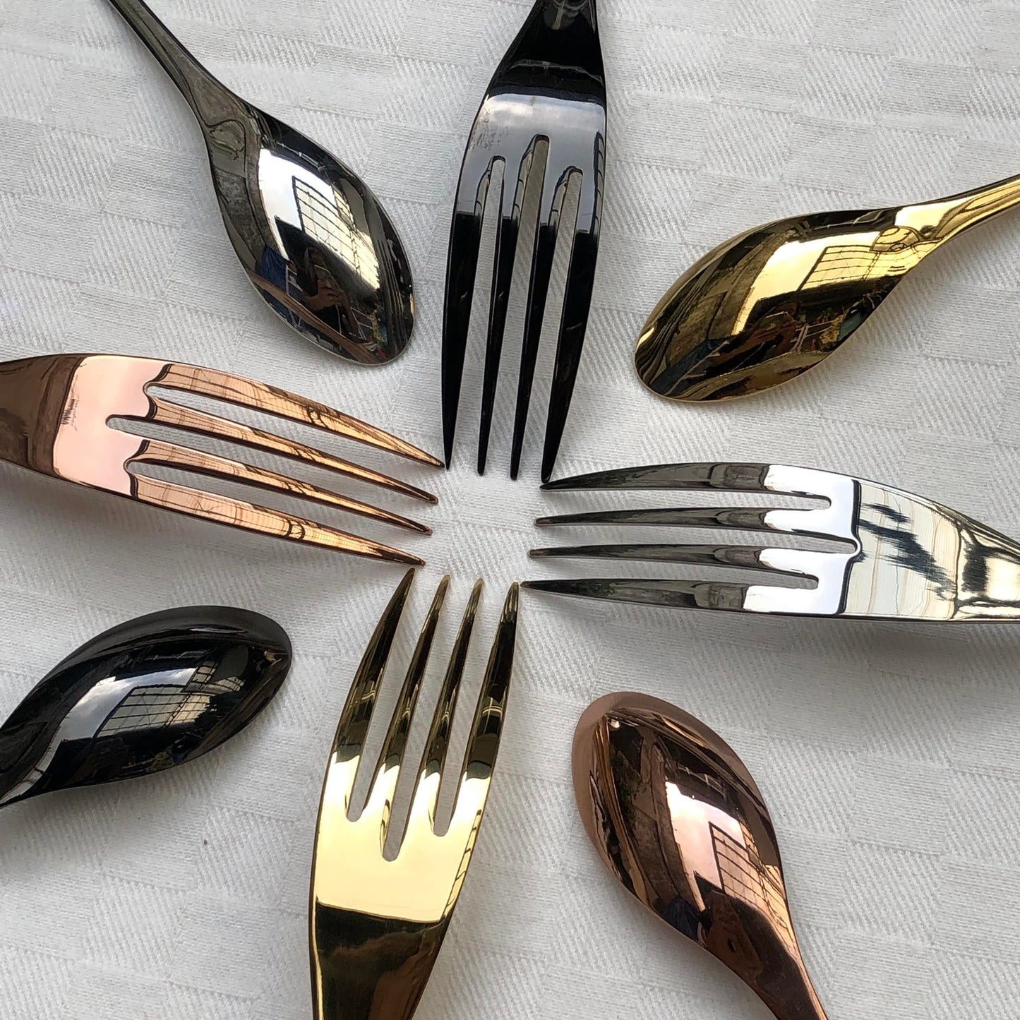 Greta 4 pcs Matte Polish Cutlery Set ( Spoon, Fork, Knife & Teaspoon )
