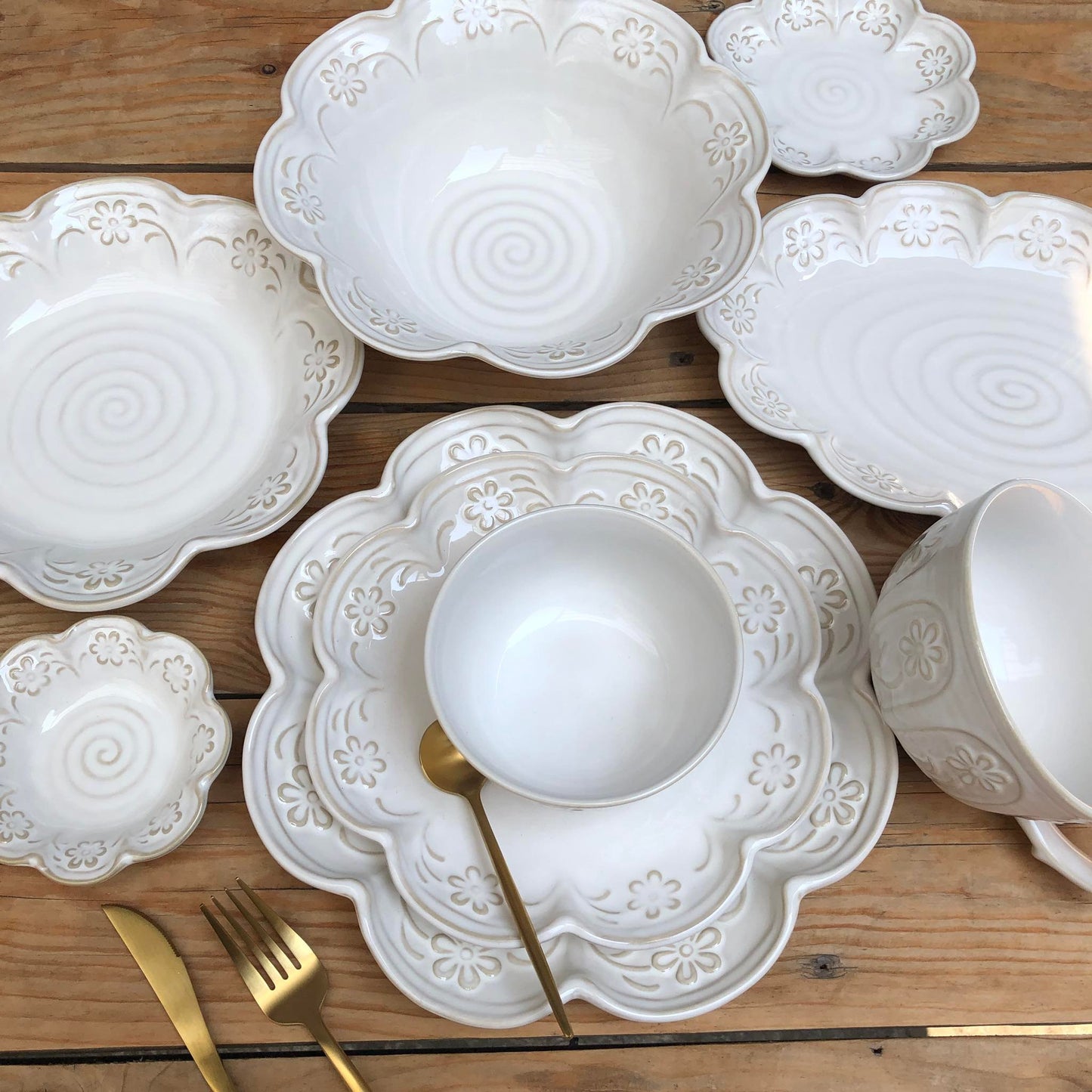 Batangas White Ceramic Dinneware Plate