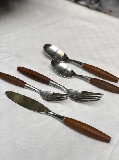 Sean 5 pcs Stainless Wooden Handle Cutlery Set( Dinner Knife, Spoon, Fork, Small Spoon,& Small Fork)