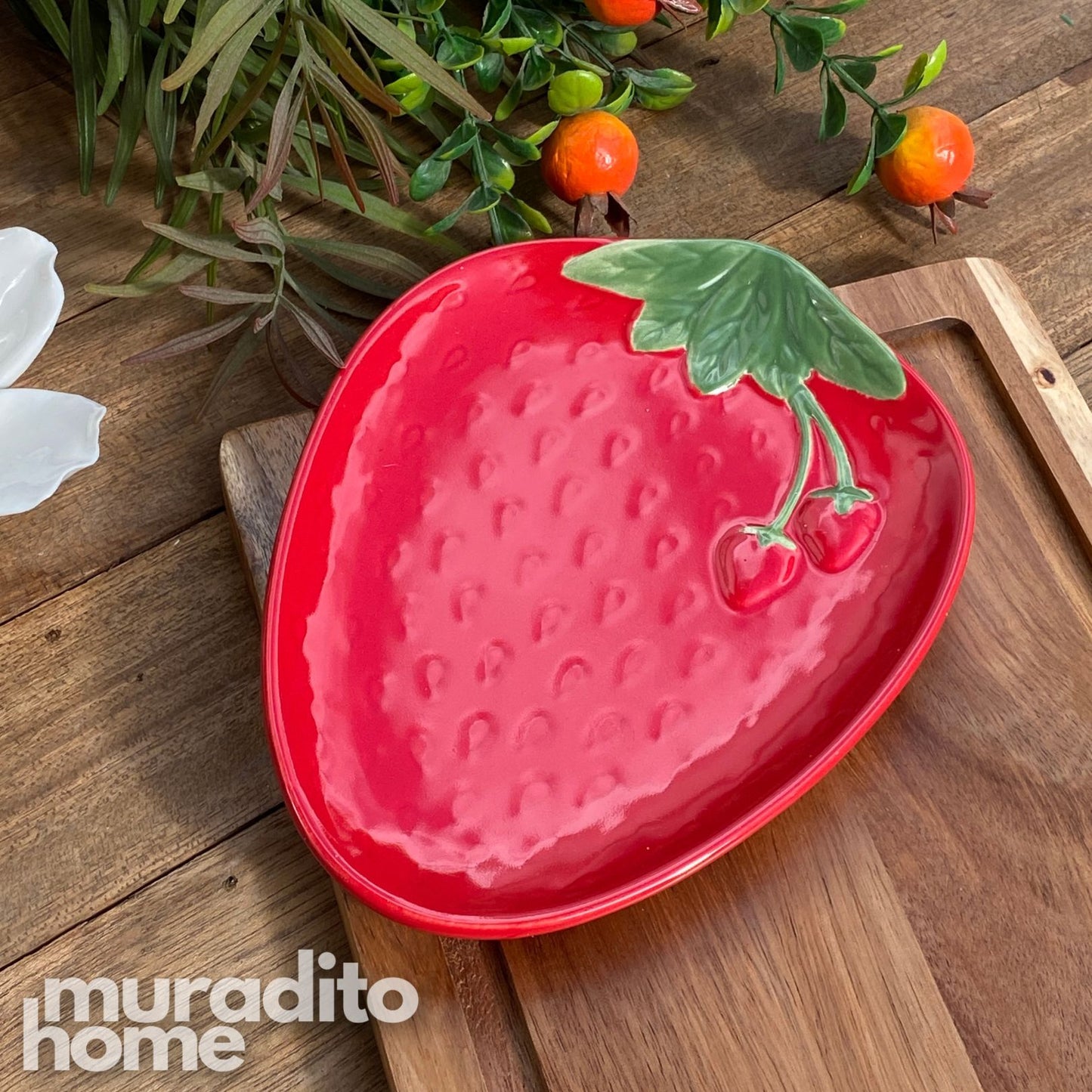 MURADITOHOME Strawberry Ceramic Collection