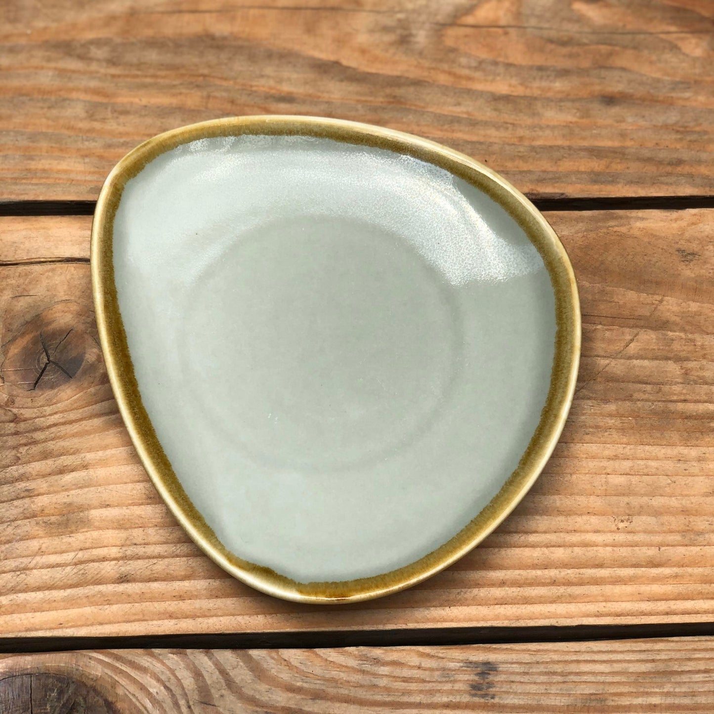 Maika Dinnerware Plate Collection