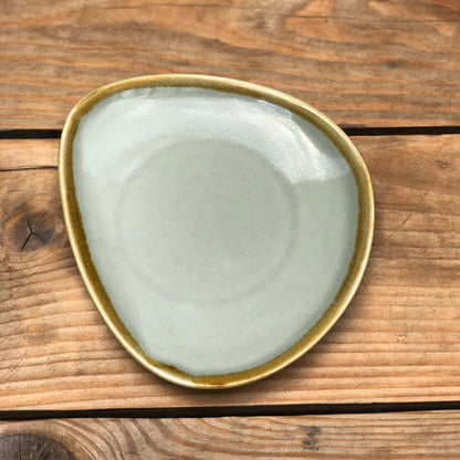 Maika Dinnerware Plate Collection