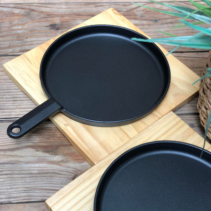 Sizzling Plate Round with Wood Holder 8.75 inch