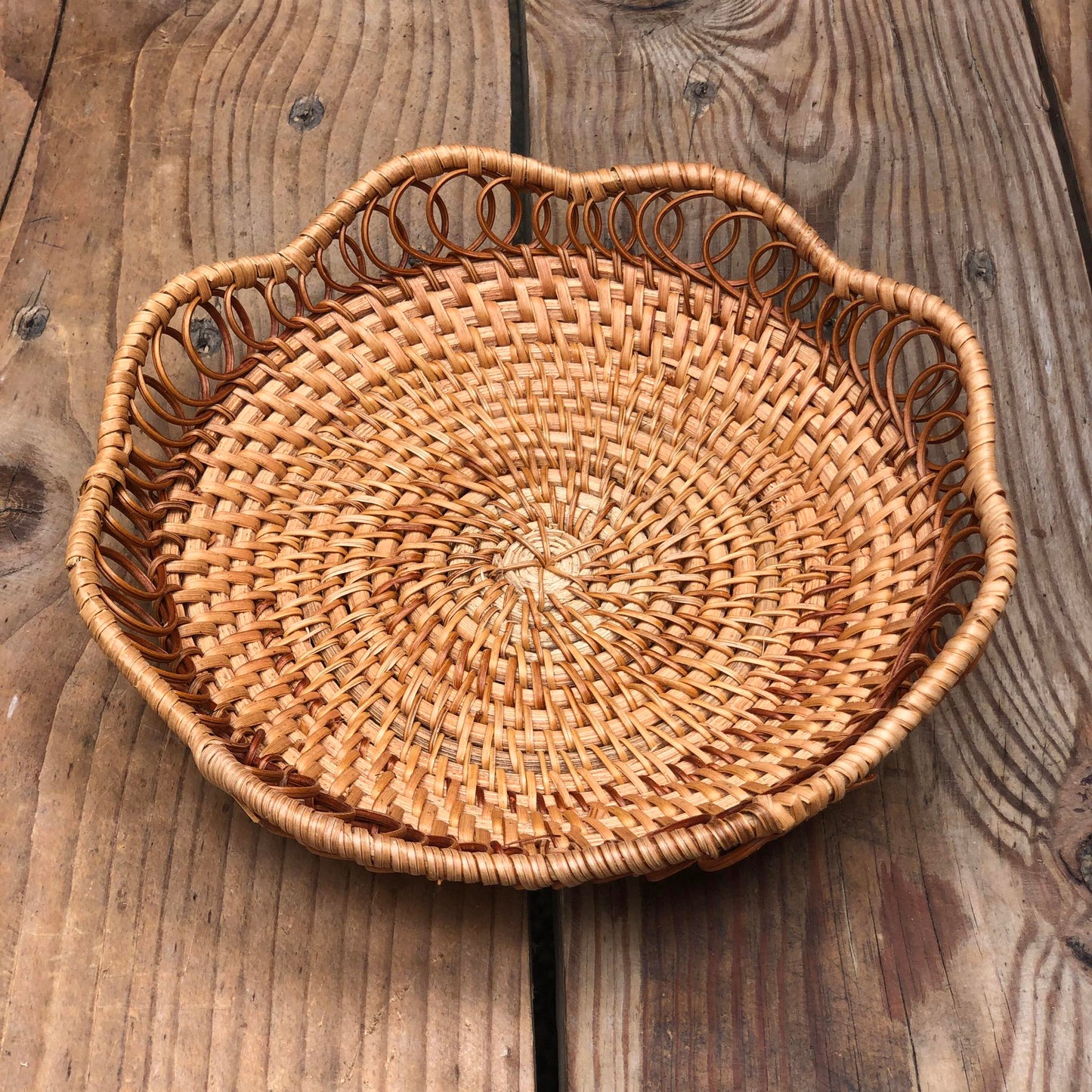 MURADITOHOME Rattan Lady Round ( set of 2)  9.75,8 inches