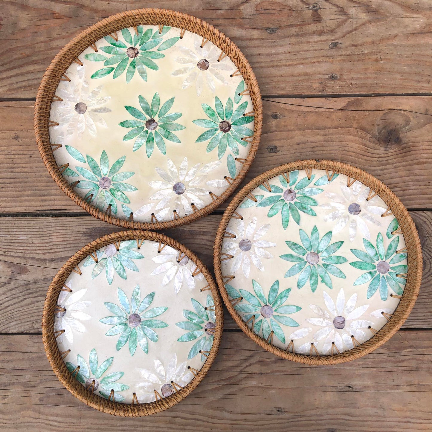 MURADITOHOME Mother of Pearl Round Tray Set of 3 (10.5,8.75,8 inch) Batch 3