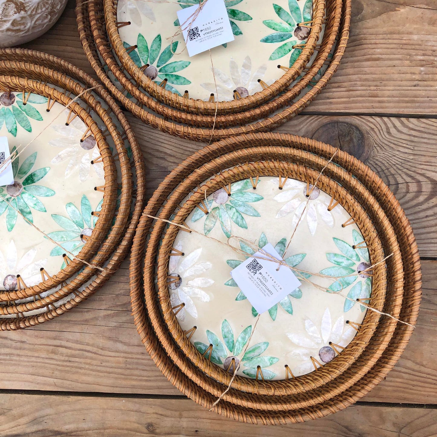 MURADITOHOME Mother of Pearl Round Tray Set of 3 (10.5,8.75,8 inch) Batch 3