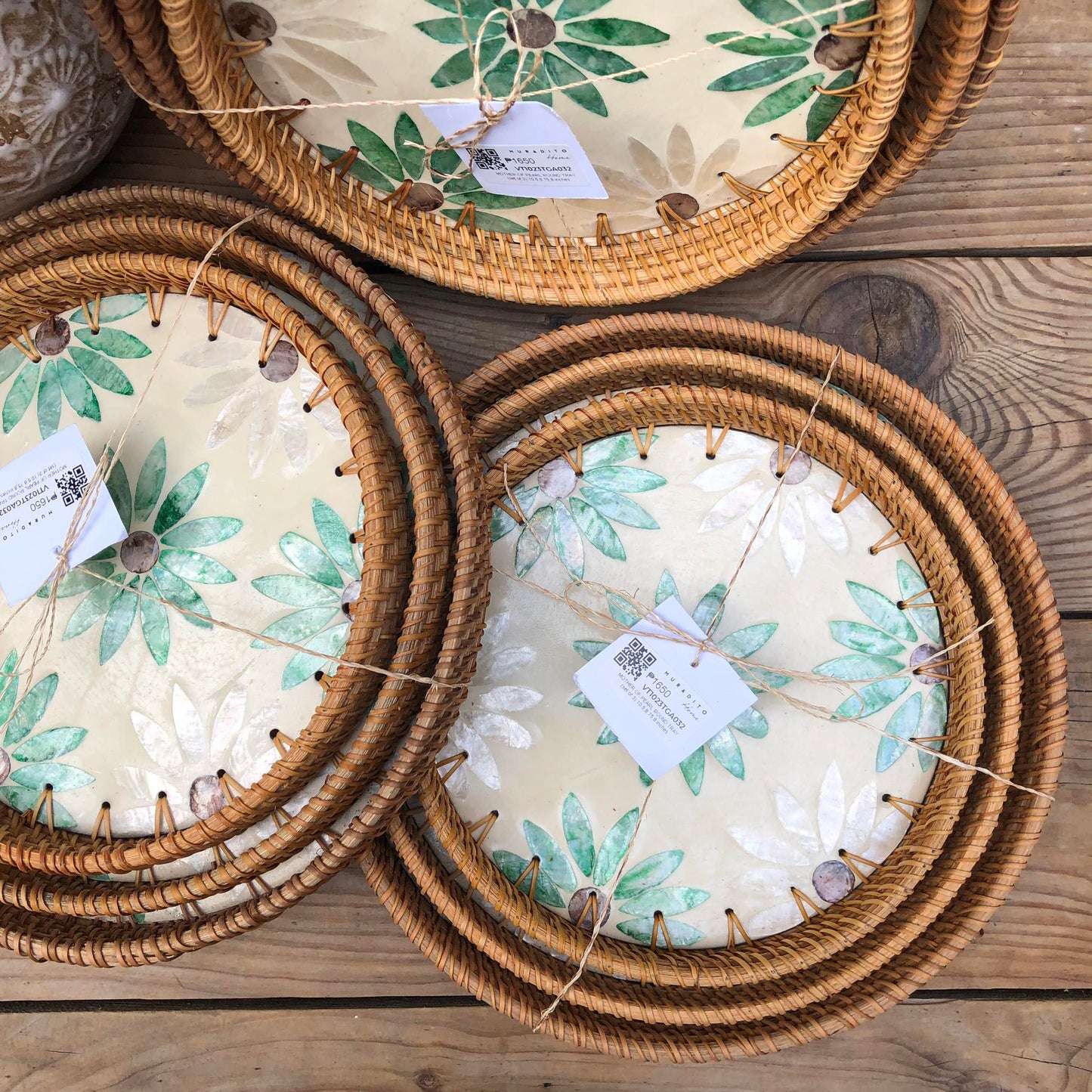 MURADITOHOME Mother of Pearl Round Tray Set of 3 (10.5,8.75,8 inch) Batch 3
