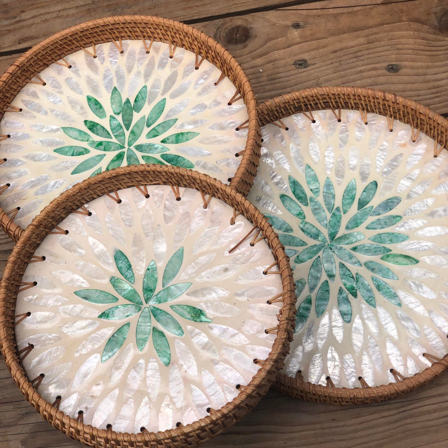 MURADITOHOME Mother of Pearl Round Tray Set of 3 (10.5,8.75,8 inch ) Batch 4