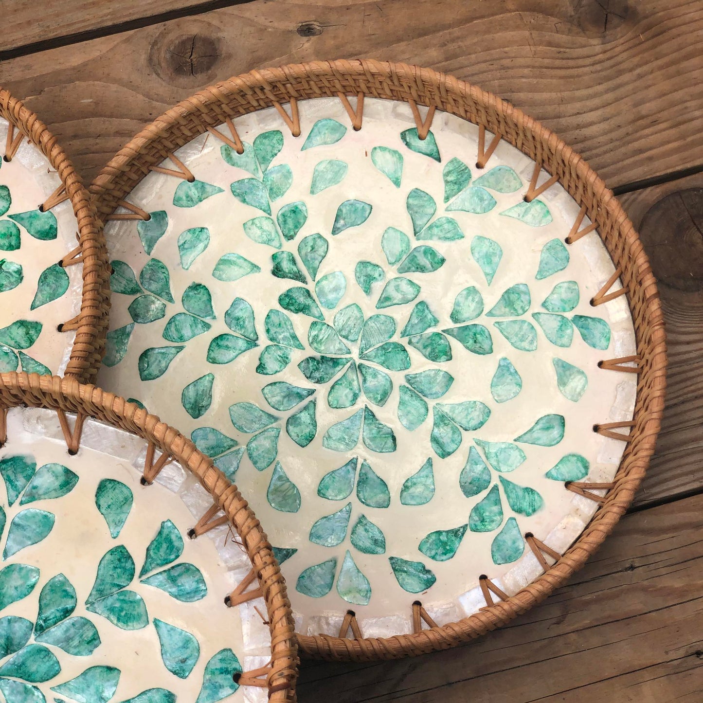 MURADITOHOME Mother of Pearl Round Tray Set of 3 (10.5,8.75,8 inch) Batch 8