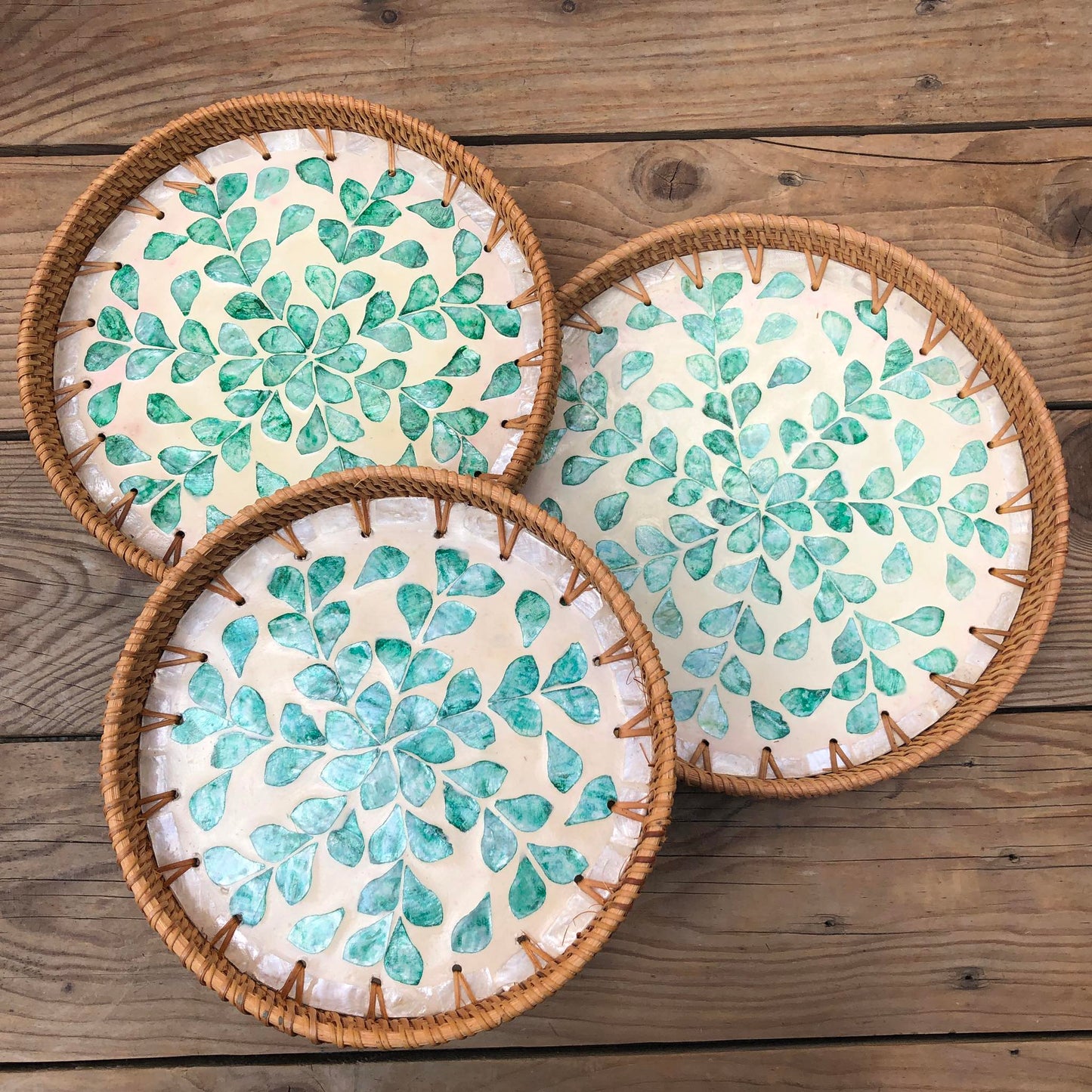 MURADITOHOME Mother of Pearl Round Tray Set of 3 (10.5,8.75,8 inch) Batch 8